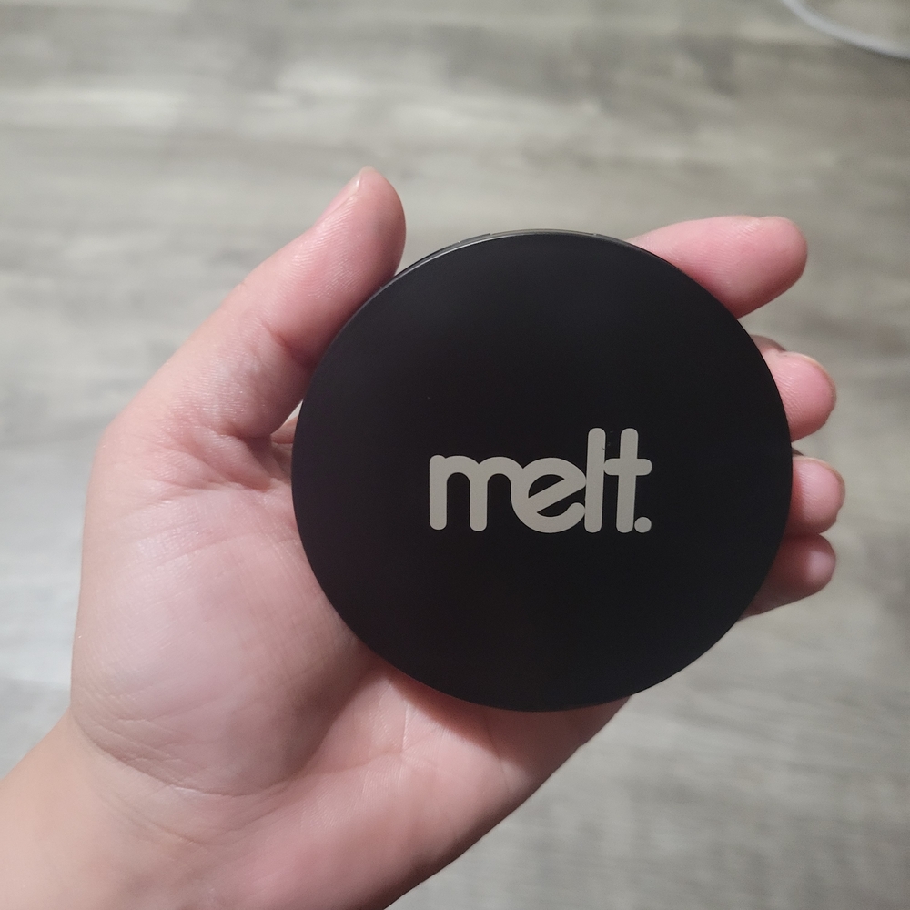 Melt Cosmetics Bronze Compact - Picture 3 of 4